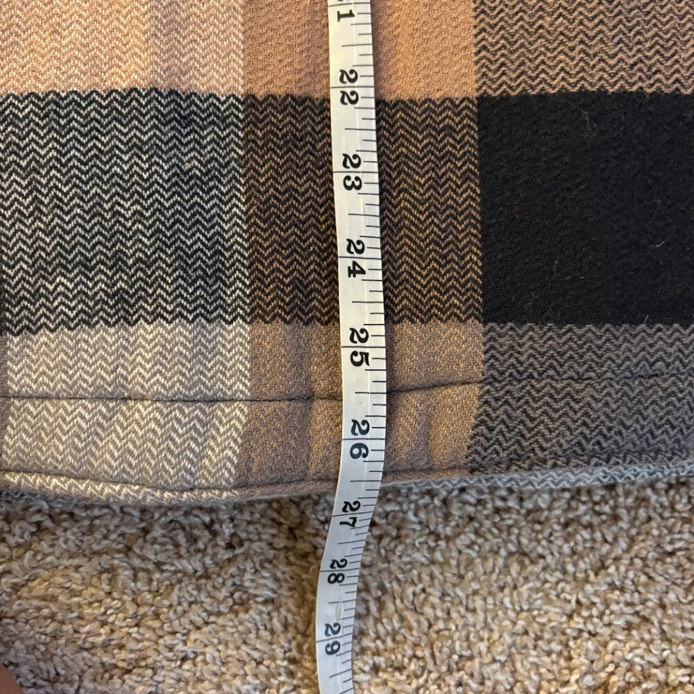 Black Rivet Quilted Shacket - Picture 10 of 11